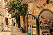 Street scene, Old City, Jerusalem, UNESCO World Heritage Site, Israel, Middle East
