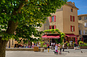 Gordes, Vaucluse, Provence-Alpes-Cote d'Azur, France