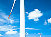 Windrad, Windräder und blauer Himmel, Energie