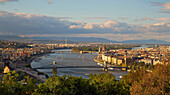 Blick vom Gellertberg über Budapest , Donau , Ungarn , Europa