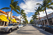 USA, Florida, Palm Beach, Worth Avenue.