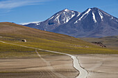 Cerro Leña (5,793 m) and Cerro Lejia (5,595 m). Atacama Desert, Antofagasta Region, Chile, South America.