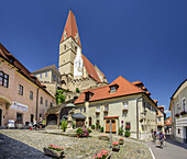 Dorfplatz und Kirche von Weißenkirchen, Weißenkirchen, Wachau, Donauradweg, UNESCO Weltkulturerbe Wachau, Niederösterreich, Österreich