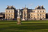 France, Paris, garden and Palais du Luxembourg, the Senat (French Senate)