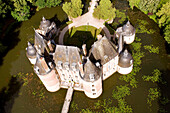 France, Loiret, Chateau Renard, Chateau de La Motte (aerial view)