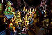 Myanmar (Burma), Shan State, Pindaya, caves Shwe Umin contain more than 8,000 Buddhas kept since the 13th century