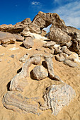 Egypt, Libyan Desert, crystal mountain, rock with crystal blocks