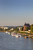 Blick über den Rhein in Bonn nach Norden, Nordrhein-Westfalen, Deutschland