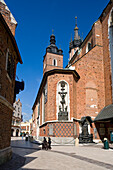 Poland, Lesser Poland Region, Krakow, Old Town (Stare Miasto) listed as World Heritage by UNESCO, 13th century Our Lady Church (Kosciol Mariacki)