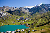 France, Savoie, Tignes 2100, Vanoise Massif with view on the Grande Motte (3656m)