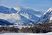 France, Savoie, Maurienne Valley, Bessans, Le Villaron hamlet, cross-country skiing area, view on the Parc National de La Vanoise