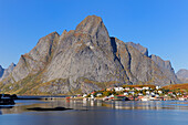 Norway, Nordland County, Lofoten Islands, Moskenes Island, Reine fishermen village