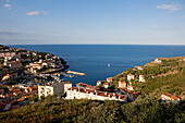 Frankreich, Pyrénées Orientales, Côte Vermeille (The Ruby Coast), Cerbere, kleiner Badeort