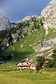Frankreich, Haute Savoie, La Clusaz, Vallee des Confins (Confins Valley) und Aravis-Massiv