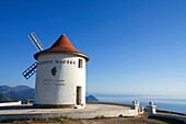 Frankreich, Haute Corse, Cap Corse, Mattei Windmühle über Centuri