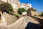 Frankreich, Haute Corse, Calvi, Eingang der Zitadelle von der Tour de Sel
