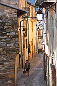 France, Alpes Maritimes, Roya Valley, Tende, narrow street