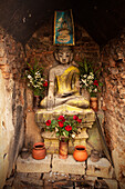 Buddhist shrine, Nyaungshwe, Inle Lake, Shan State, Myanmar (Burma), Asia