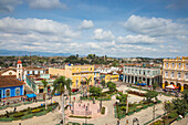 View of Parque Serafin Sanchez, the main square, surrounded by Neoclassical buildings, Sancti Spiritus, Sancti Spiritus Province, Cuba, West Indies, Caribbean, Central America