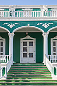 Colonial building on Plasa Horacio Hoyer, Pietermaai, Willemstad, Curacao, West Indies, Lesser Antilles, former Netherlands Antilles, Caribbean, Central America