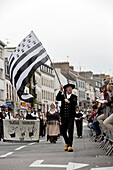 Parade, The Festival des Filets bleus, Concarneau, Bretagne, France