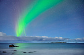 Aurora borealis, Polarlicht über Nordmeer, Lofoten, Norland, Norwegen