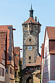 Das Klingentor am Ende der Klingengasse, Rothenburg ob der Tauber, Bayern, Deutschland