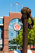 Der Eingang zum Fußballclub FC St: Pauli und zum Millerntor-Stadion, Hamburg, Deutschland