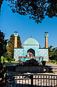 The mosque of the Islamic centre Hamburg at lake Aussenalster, Hamburg, Germany