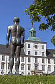 Skulptur Großer Athlet im Skulpturenpark Schloss Gottorf, Schleswig, Ostseeküste, Schleswig-Holstein, Norddeutschland, Deutschland, Europa
