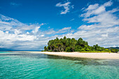 Turquoise water and white sand beach, White Island, Buka, Bougainville, Papua New Guinea, Pacific