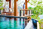 Paar genießt die private Villa an der vier Jahreszeiten Guanacaste, Costa Rica, Mittelamerika