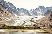 Prins Christian Sund, laterale und mediale Moränen auf Igdlorssuit Gletscher, Südgrönland, Polarregionen