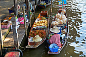 Damnoen Saduak Floating Market, Bangkok, Thailand.