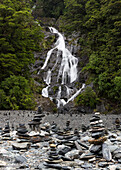 Wasserfall, Mount Aspring National Park, Otago, Südinsel, Neuseeland, Ozeanien