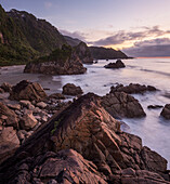 Rocky coast, West Coast, South Island, Tasman Sea, New Zealand, Oceania