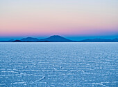 View of the Salar de Uyuni, the largest salt flat in the world, at sunrise, Daniel Campos Province, Potosi Department, Bolivia, South America