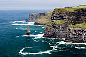 O'Brien's Tower and Breanan M+¦r rock, Cliffs of Moher, Liscannor, Munster, Co, Clare, Ireland, Europe
