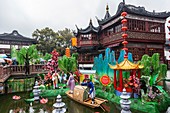 China, Shanghai, Old Town, Tea house at the YuYuan Gardens and Bazaar