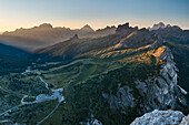 Europe, Italy, Veneto, Belluno, The road of the Falzarego pass on the side leading down to Cortina d Ampezzo, Dolomites