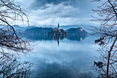 Europe, Slovenia, Upper Carniola, The lake of Bled in a winter morning