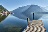 Europe, Austria, Salzkammergut, Gmunden district, Hallsatt, World Heritage lakeside town in the Austrian Alps