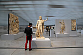 France, Northern France, Lens, Lens Louvre museum, the great exhibition room (architectes Kazuyo Sejima/Ryue Nishizawa©Sanaa) Statue of Jupiter, an eagle at his feet
