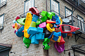Canada. Province of Quebec. Quebec town. Old town. Artistic installation of plastic objects at a street corner