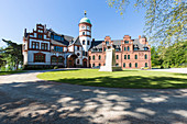 Schloss Wiligrad, Skulpturenpark, Mecklenburgische Seen, Mecklenburgisches Seenland, Mecklenburg-Vorpommern, Deutschland, Europa