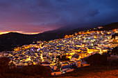Competa im Abendlicht, pueblo blanco, weißes Dorf, Provinz Malaga, Andalusien, Spanien, Europa