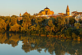 La Mezquita, Mezquita-Cathedral, Moschee und Kathedrale, historisches Stadtzentrum von Cordoba, UNESCO Welterbe, Rio Guadalquivir, Fluss, Cordoba, Andalusien, Spanien, Europa