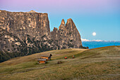 Seiser Alm, Seiser Alm, Dolomiten, Südtirol, Italien, Sonnenuntergang auf der Seiser Alm, Seiser Alm