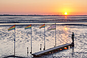 Jetty in the watt and tidelands during low tide, Jade Bay in the National Park Wadden Sea of Lower saxony, Dangast, Varel, East Frisia, Friesland, Lower Saxony, Northern Germany, Germany, Europe