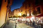 Strassencafes in der Altstadt , Sevilla, Andalusien, Spanien, Europa